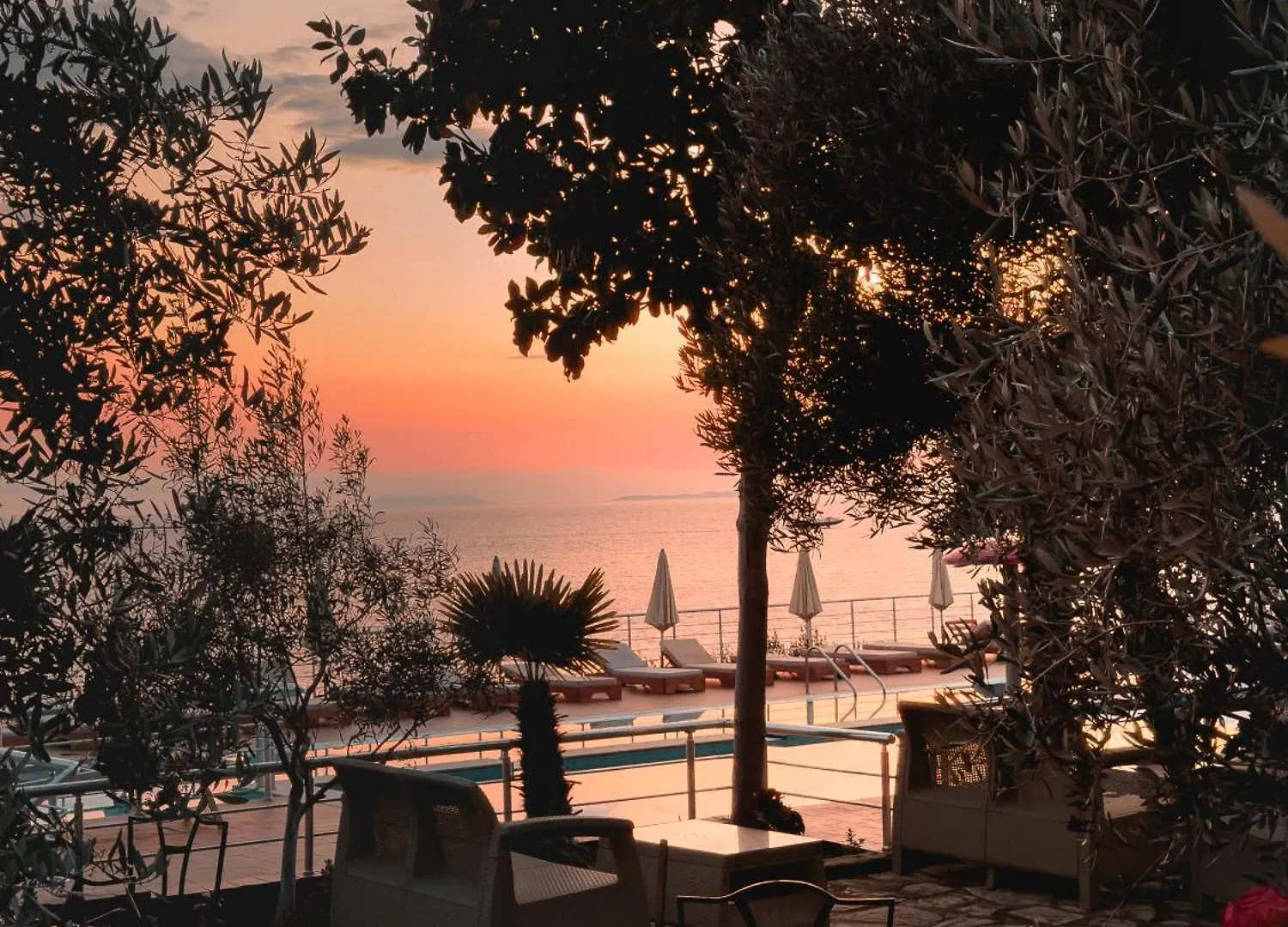 Hotel Bahamas Sarande