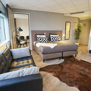 Amrath Schiphol 3*, Badhoevedorp Nizozemsko