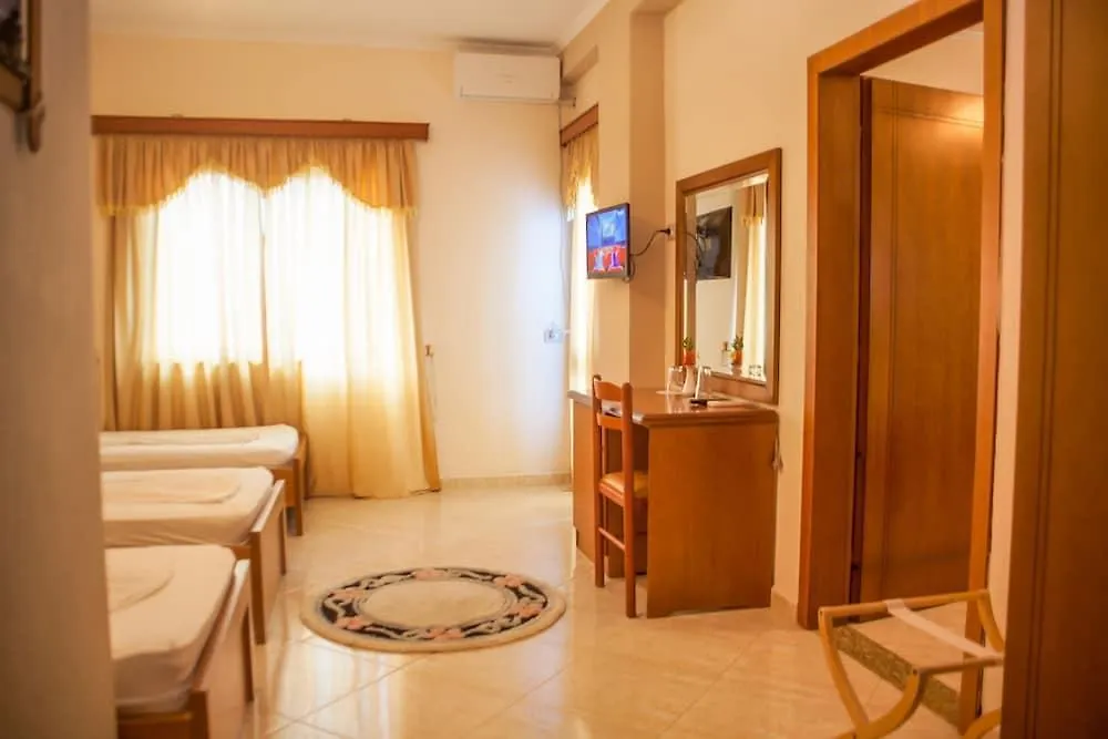 Hotel Bahamas Saranda