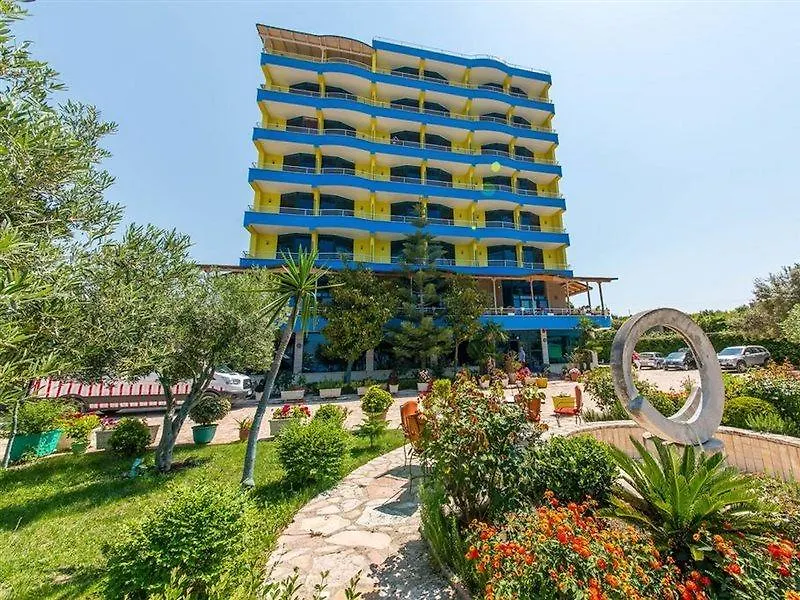 Hotel Bahamas Saranda
