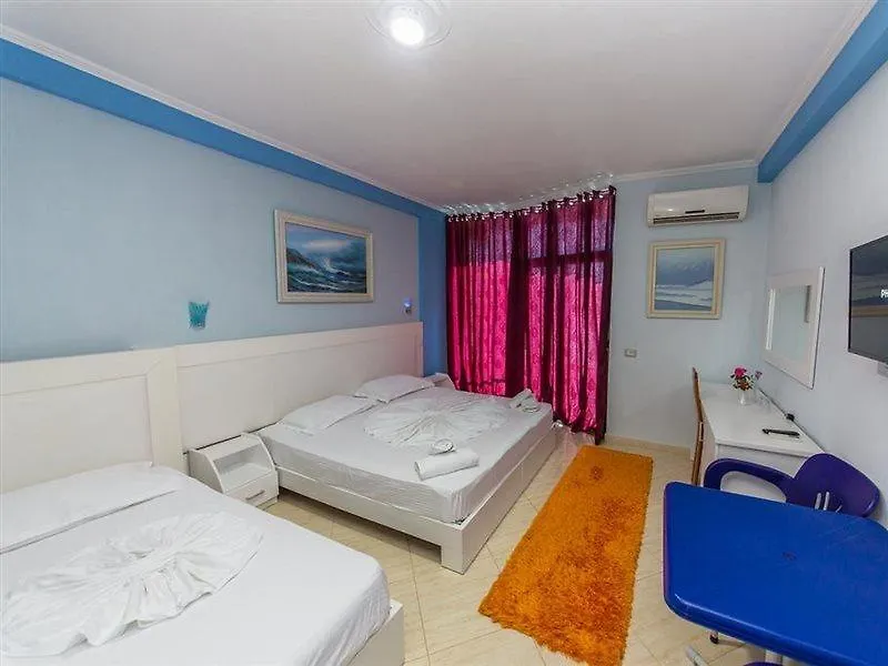 Hotel Bahamas Saranda