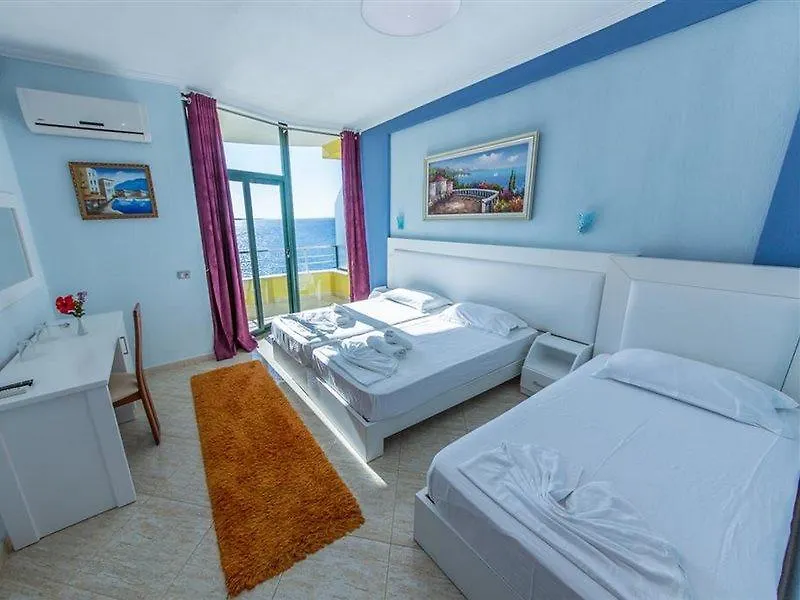 Hotel Bahamas Saranda
