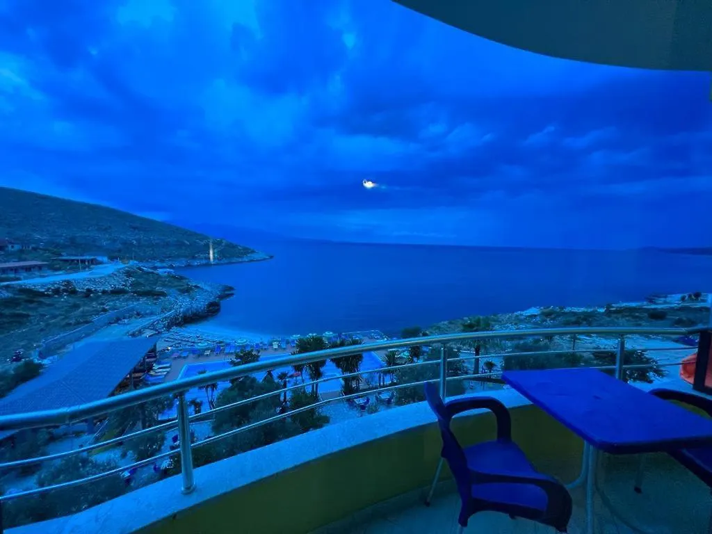 Hotel Bahamas Saranda Albánia