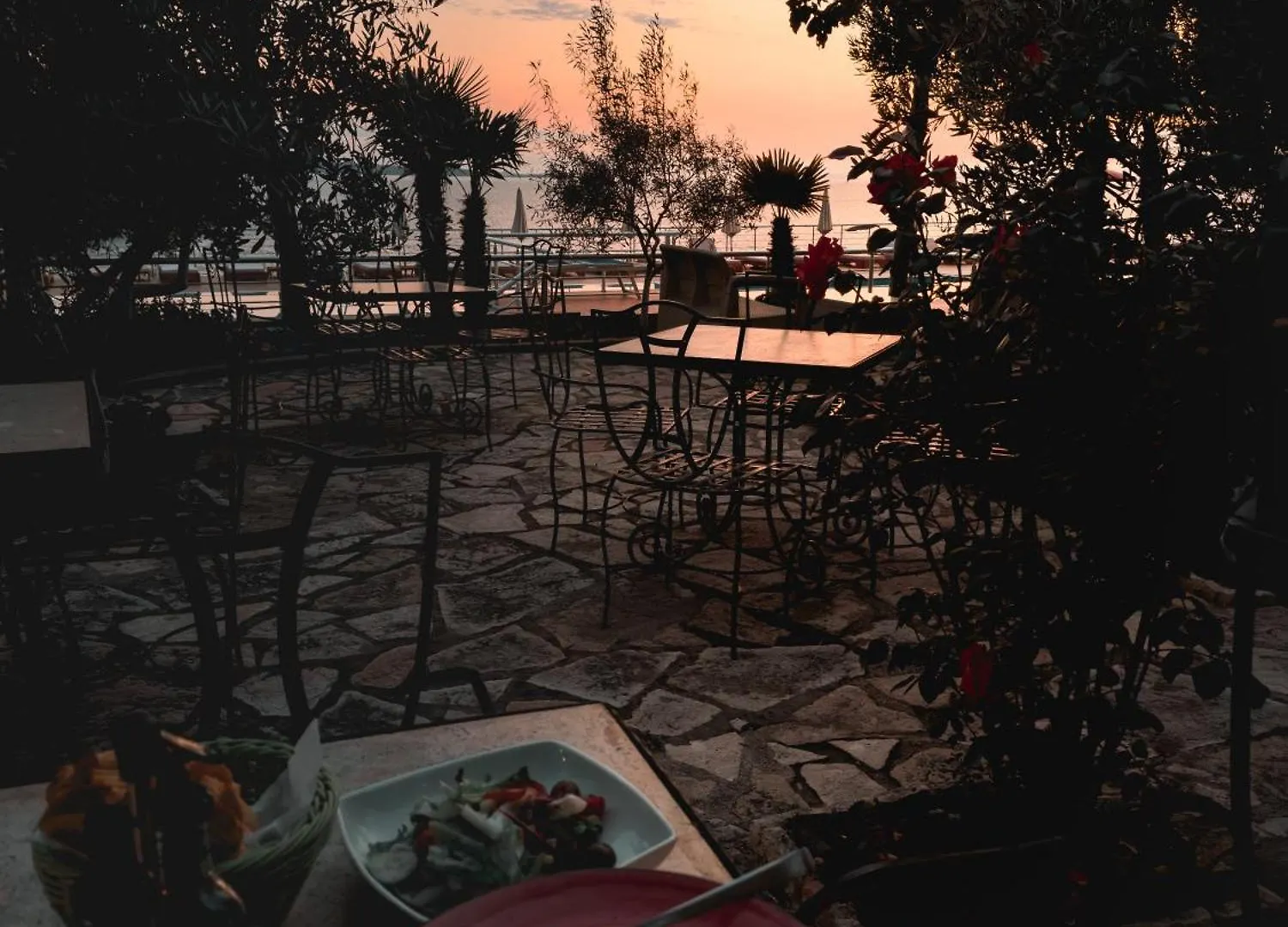 Hotel Bahamas Saranda
