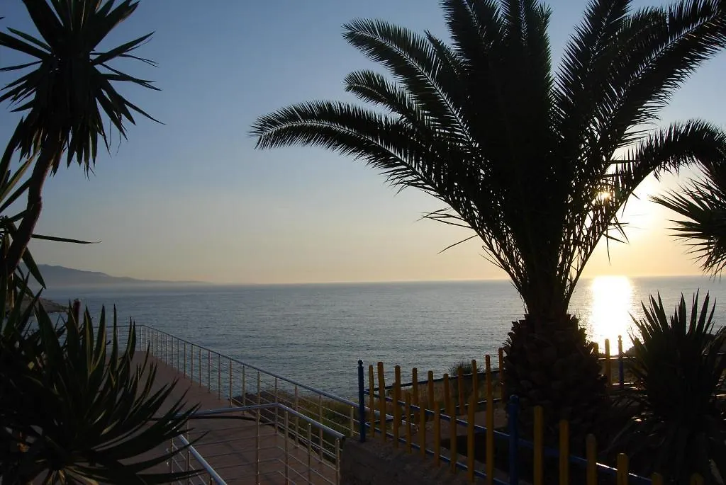 ****  Hotel Bahamas Saranda Albánia