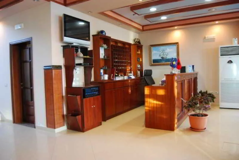 Hotel Bahamas Saranda