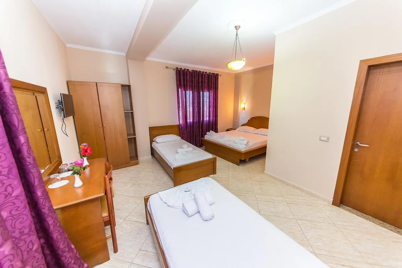 Hotel Bahamas Saranda Albánia
