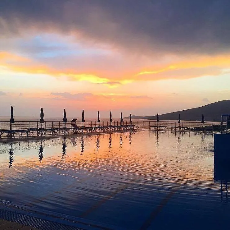 Hotel Bahamas Saranda