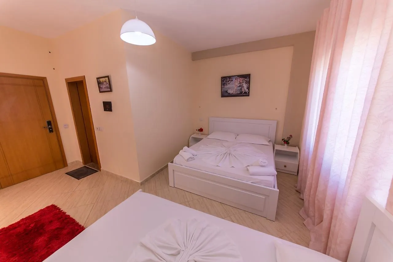 Hotel Bahamas Saranda Albánia