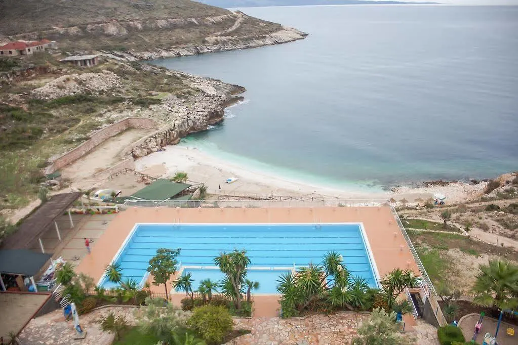 ****  Hotel Bahamas Saranda Albánia