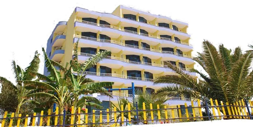 ****  Hotel Bahamas Saranda Albánia